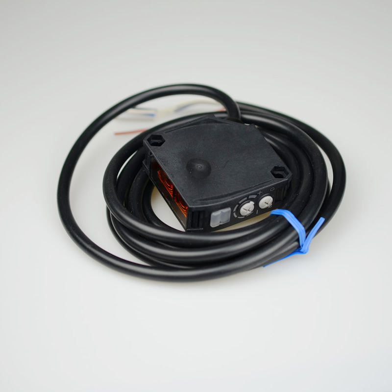 E3JK-TR12-C